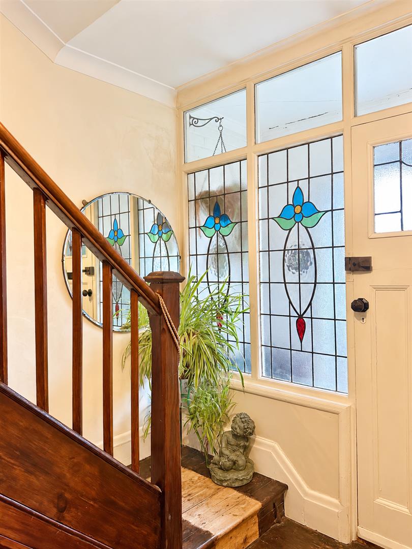 3 bed property in Priory Avenue, Hastings